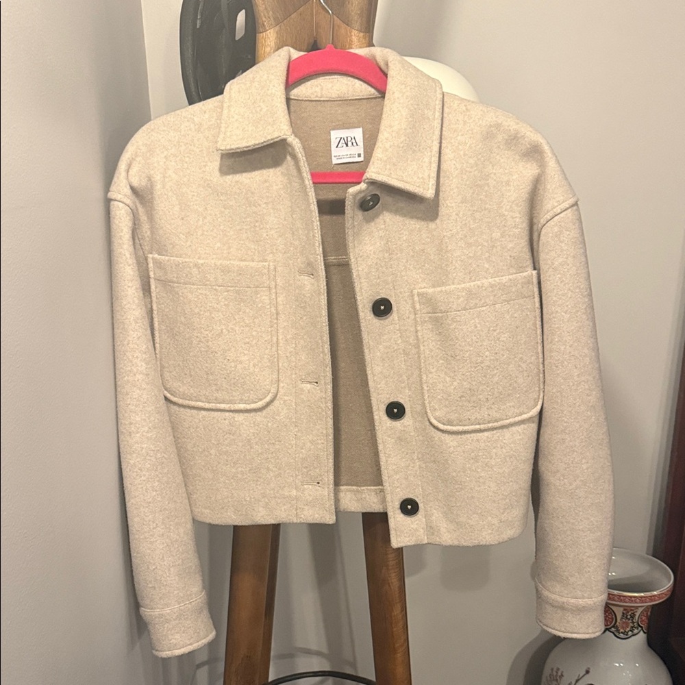 Zara Women's Beige Blazer Jacket